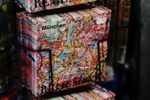 Munchen map print pack on black rack